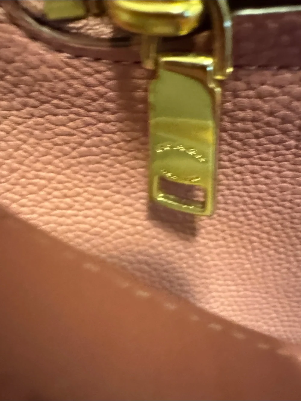 Coach Clarkson Hobo 24947 Rose Pink Pebble Leather Convertible Shoulder Bag